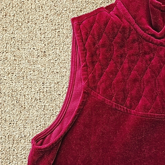 Vest - Picture 6 of 16